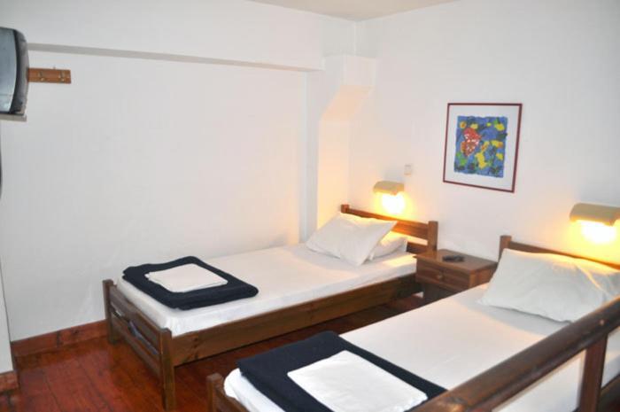 Odos Odysseos Aparthotel Ermoupoli Ruang foto