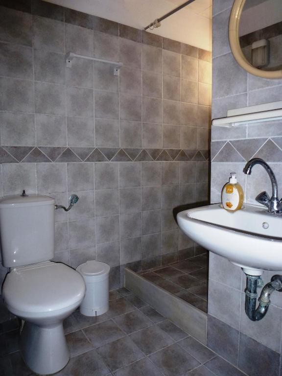 Odos Odysseos Aparthotel Ermoupoli Ruang foto